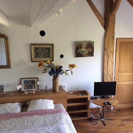 Saint-Lubin-de-la-Haye Lilac Cottage מראה חיצוני תמונה